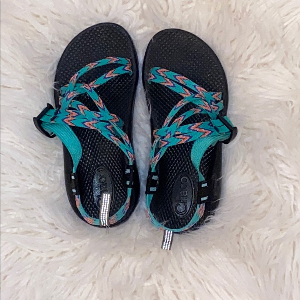 Girl’s Chaco Sandals